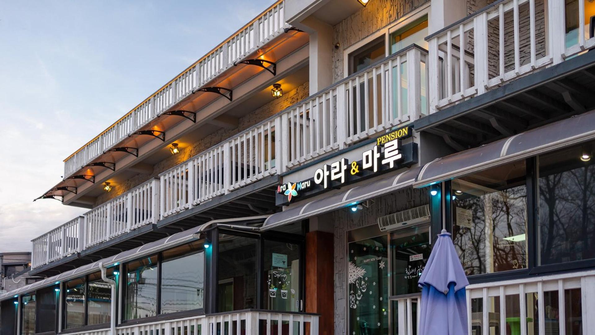 Goseong Araenmaru Pension Bagian luar foto